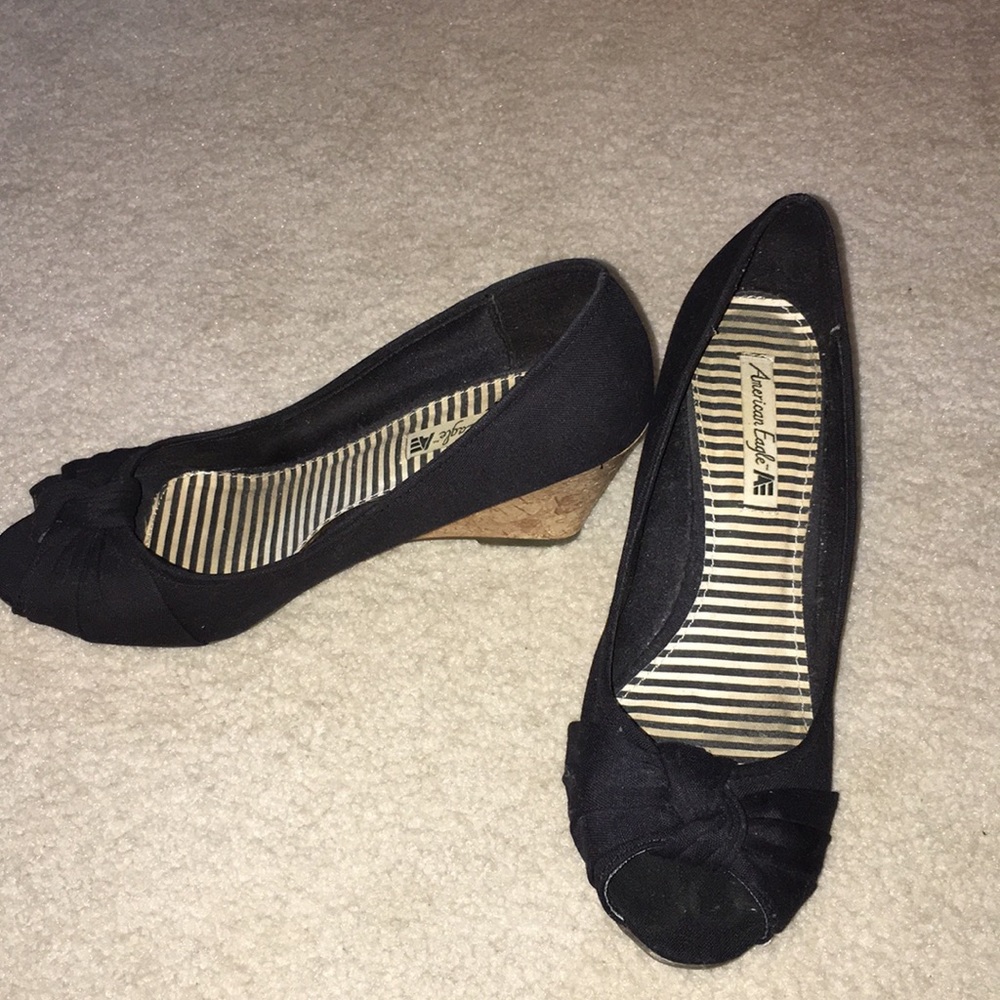 Wedge open toe shoes 👠